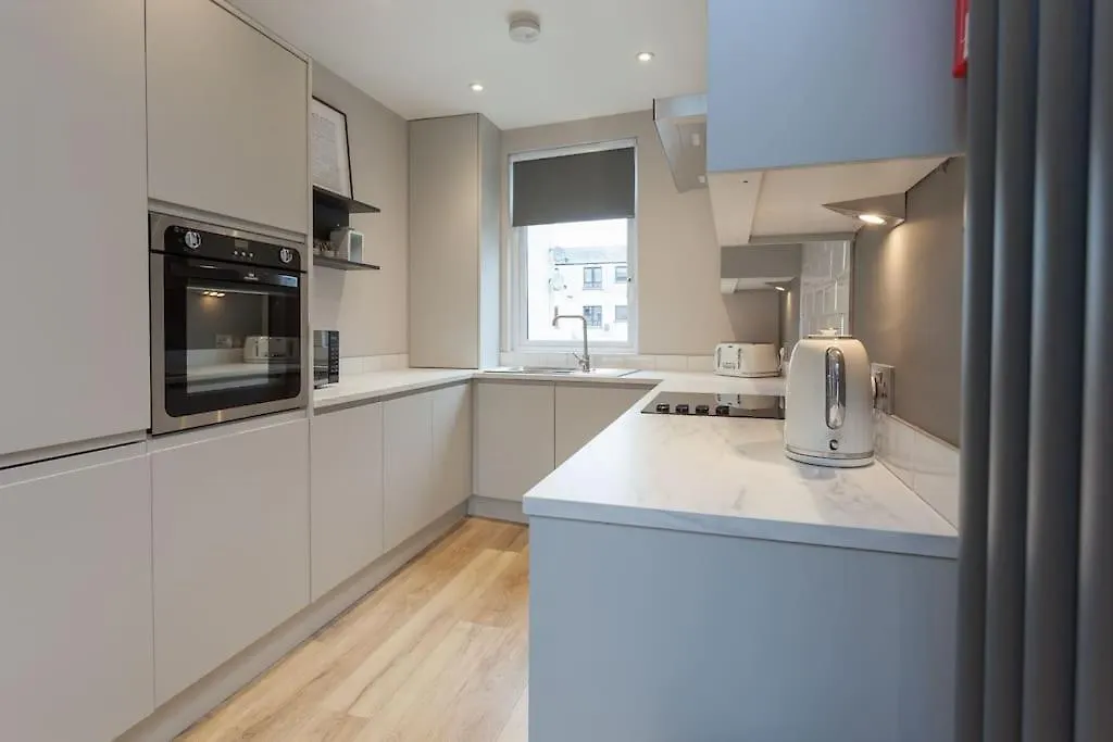 Luxury Duplex Apartment 3 Minutes From City Centre بلفاست 0*,  المملكة المتحدة